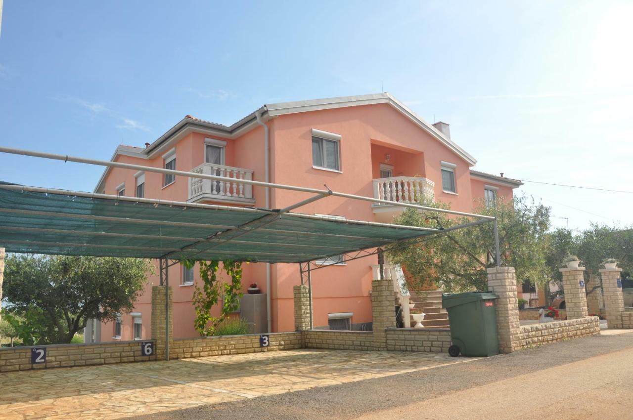 Apartments Rosa Umag Exterior photo